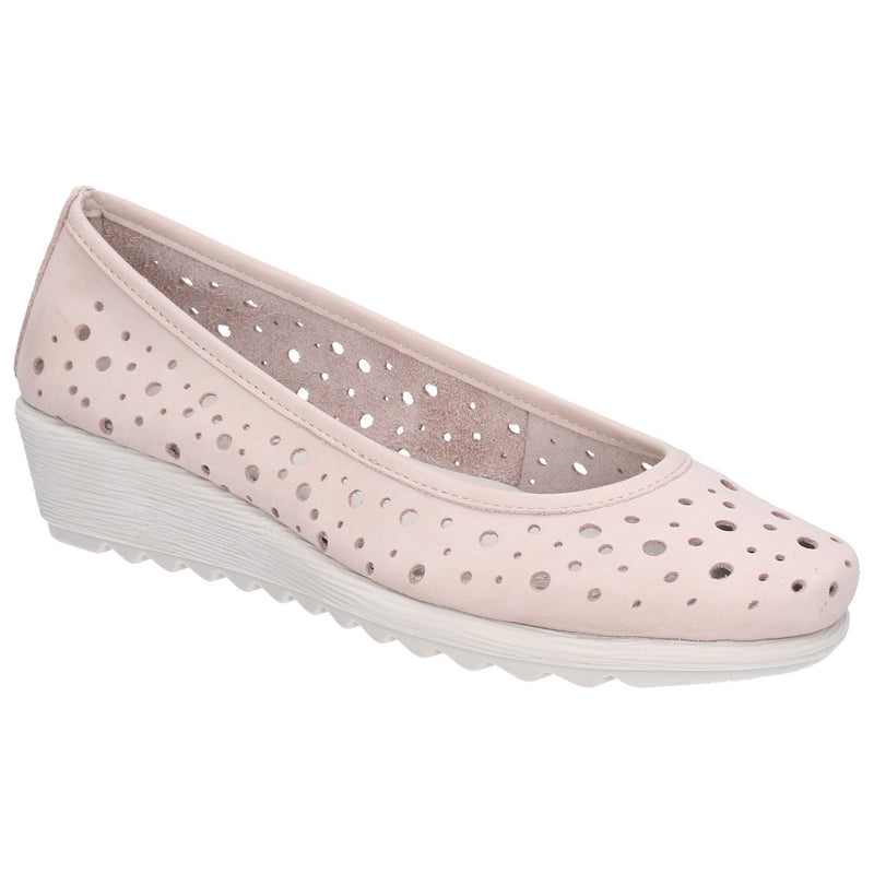 The Flexx Run Perfed Wedge Perforated Shoe